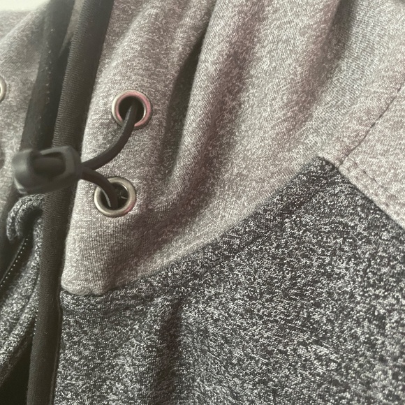 Rip Curl Anti-Series Grey and Black Hoodie, Size Medium - Picture 4 of 6